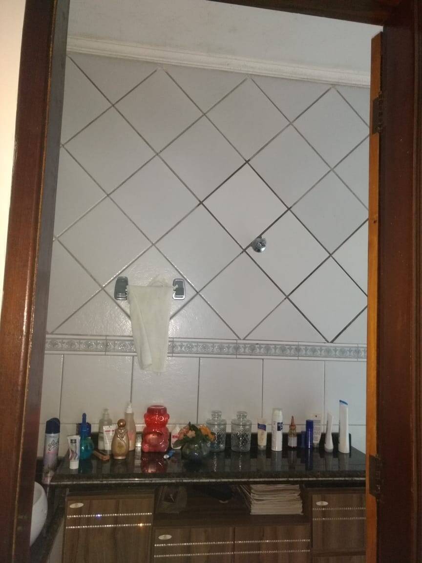 Casa, 4 quartos, 200 m² - Foto 8