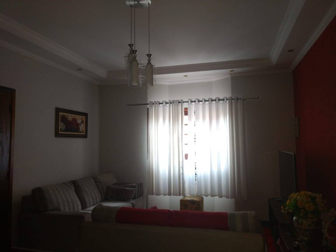 Casa, 4 quartos, 200 m² - Foto 4