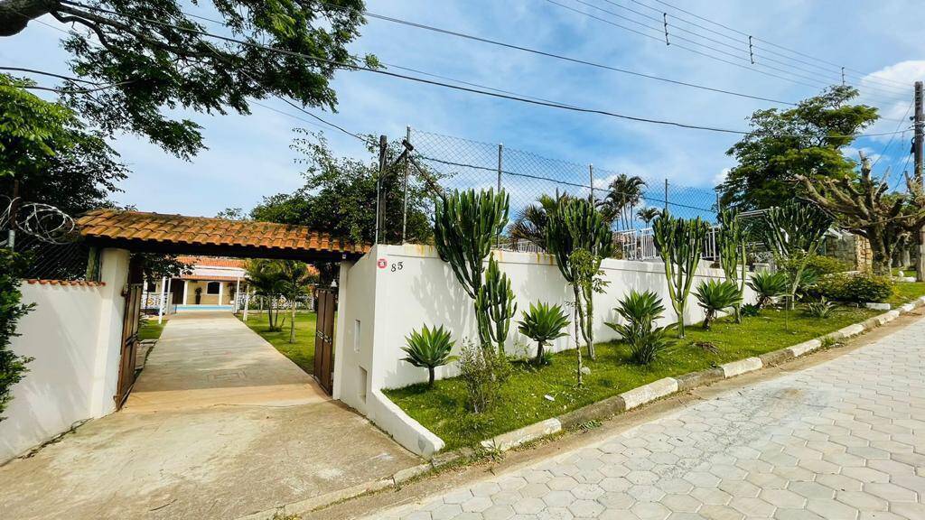 Sítio, 4 quartos, 1200 m² - Foto 1