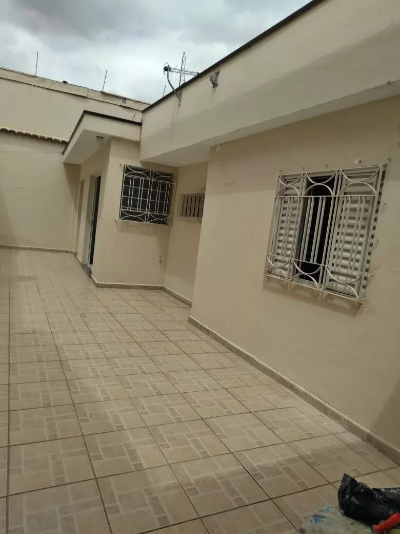 Casa, 1 quarto, 84 m² - Foto 1