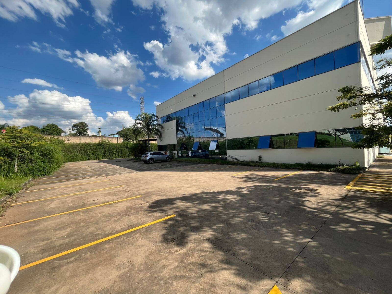 Sala-Conjunto, 4610 m² - Foto 1