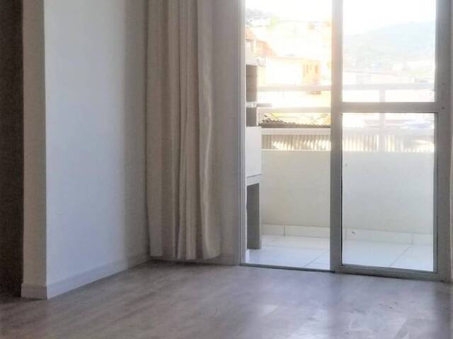 Casa para Venda em Guarulhos - 2