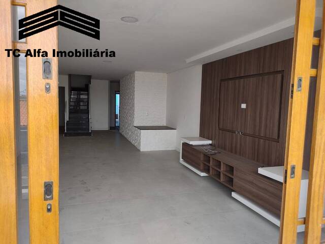 Casa para Venda em Guarulhos - 3