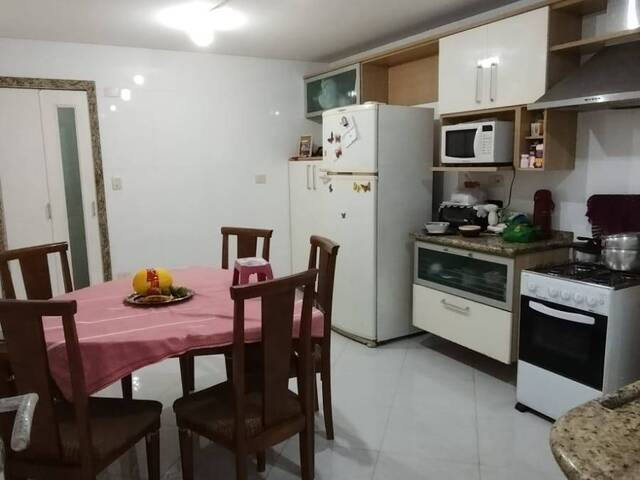 Casa para Venda em Guarulhos - 2