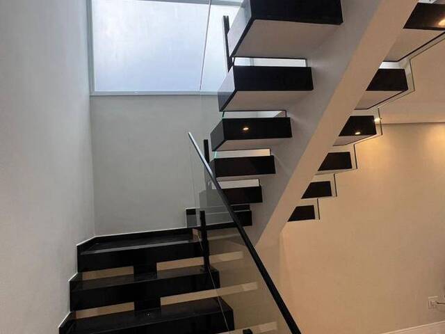 Casa para Venda em Guarulhos - 5