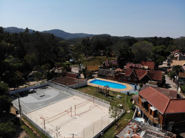 #593 - Casa para Venda em Atibaia - SP - 2