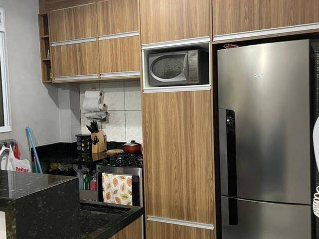 Apartamento para Venda em Itaquaquecetuba - 2